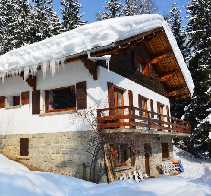 Photo du chalet le Génépi à Chamonix, sous la neige en hiver